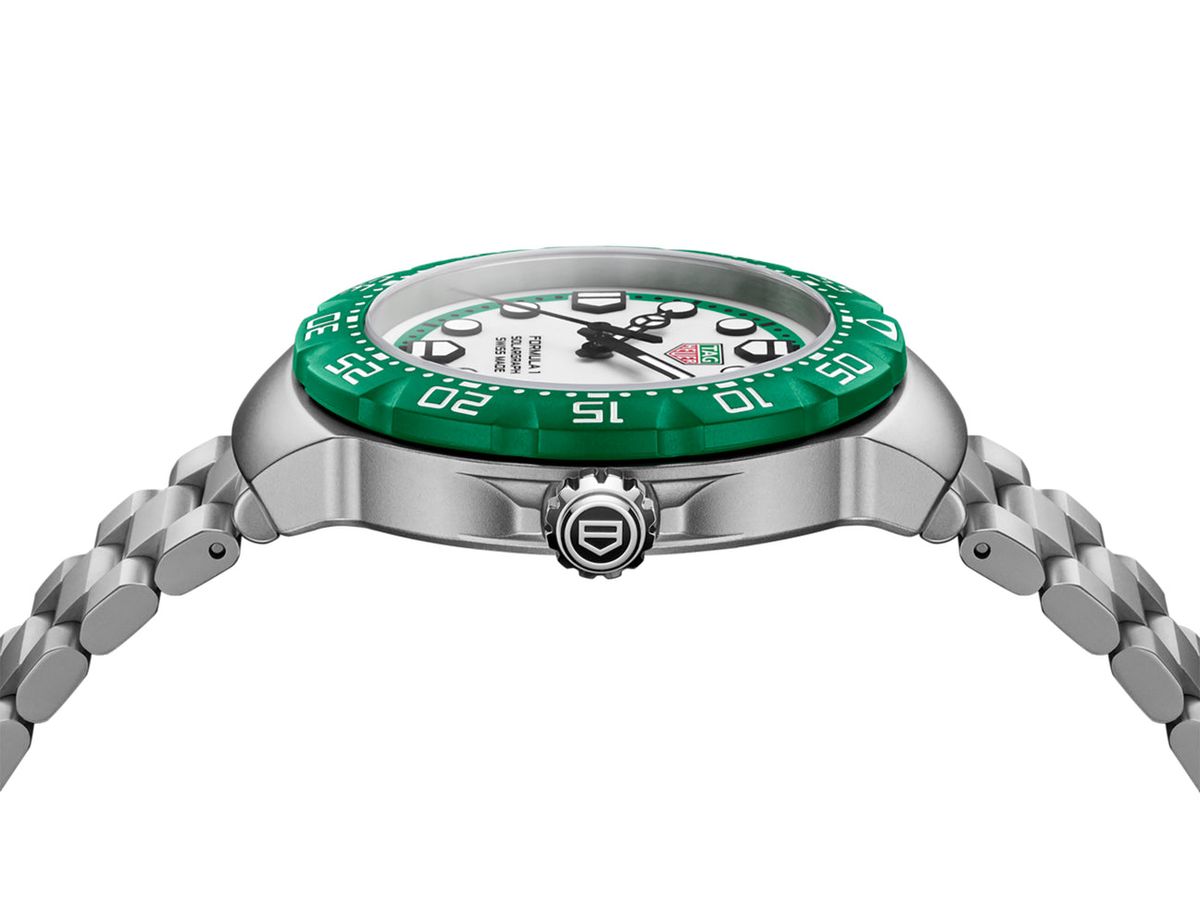 Tag Heuer F1 Solargraph Green