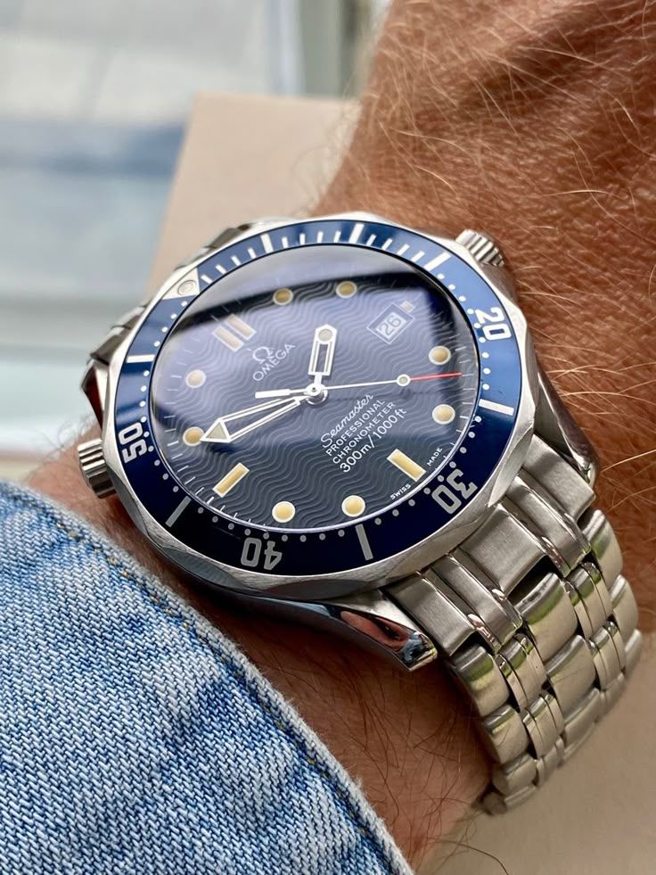 Omega Seamaster GMT